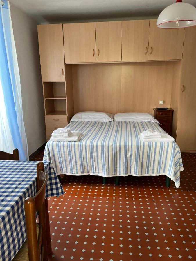 Casa Violetta Bed & Breakfast Марина-ди-Масса Экстерьер фото
