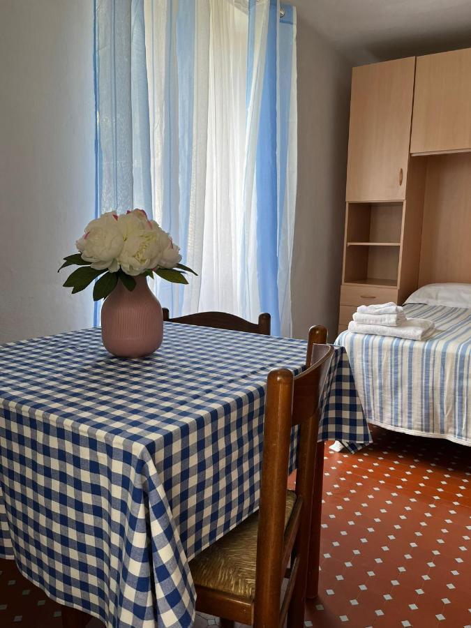 Casa Violetta Bed & Breakfast Марина-ди-Масса Экстерьер фото