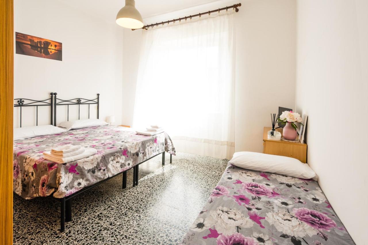 Casa Violetta Bed & Breakfast Марина-ди-Масса Экстерьер фото