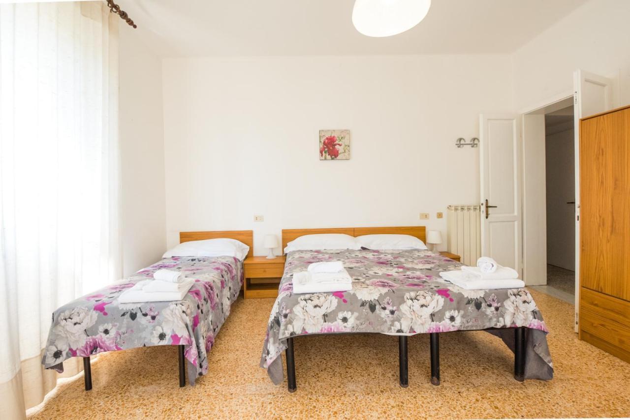 Casa Violetta Bed & Breakfast Марина-ди-Масса Экстерьер фото