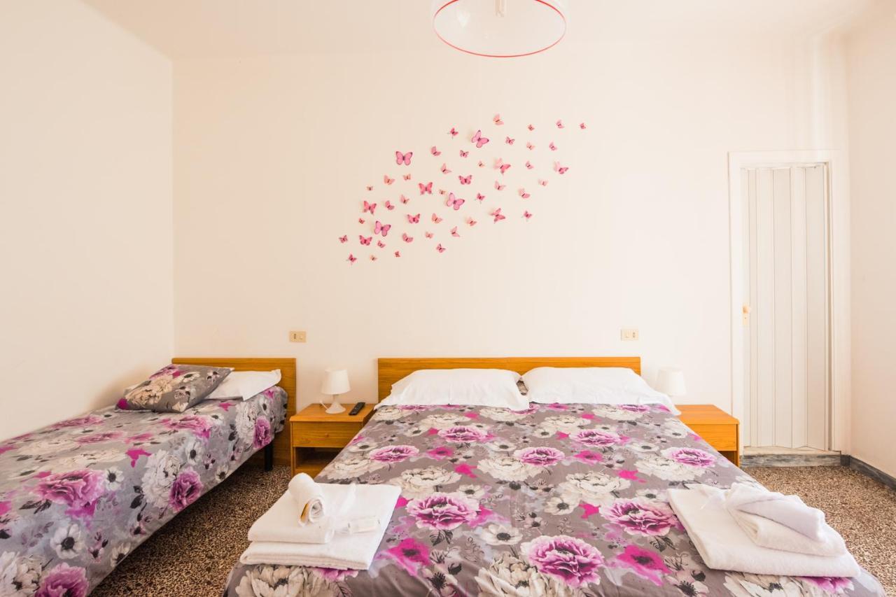 Casa Violetta Bed & Breakfast Марина-ди-Масса Экстерьер фото