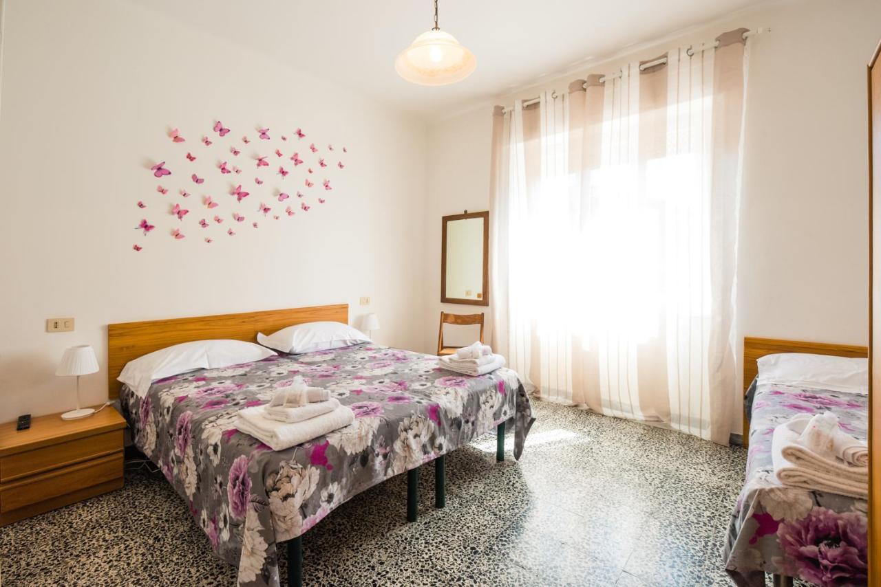 Casa Violetta Bed & Breakfast Марина-ди-Масса Экстерьер фото